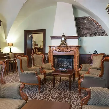 Arcadia Boutique 4* ברטיסלאבה