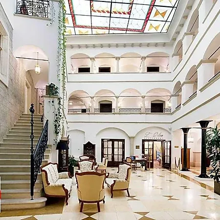 Arcadia Boutique Bratislava
