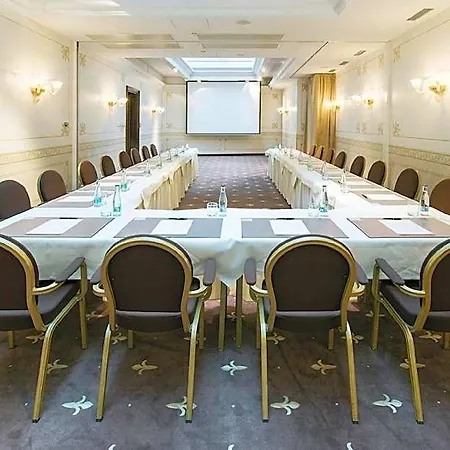 Arcadia Boutique Hotel 4*