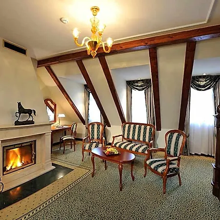 Hotel Arcadia Boutique 4*