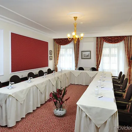 Arcadia Boutique Братислава