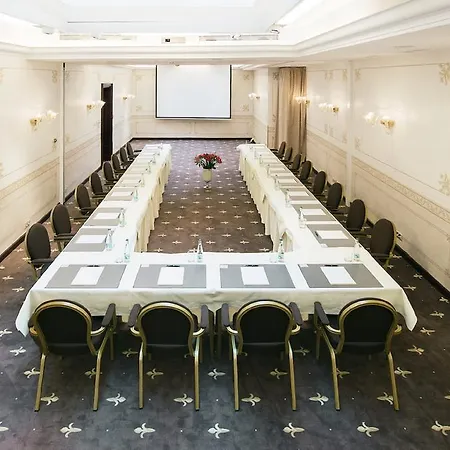 Arcadia Boutique Pressburg