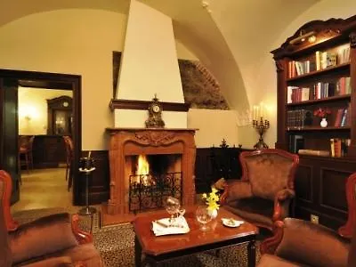Arcadia Boutique Hotel 4*