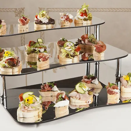 מלון Arcadia Boutique 4*