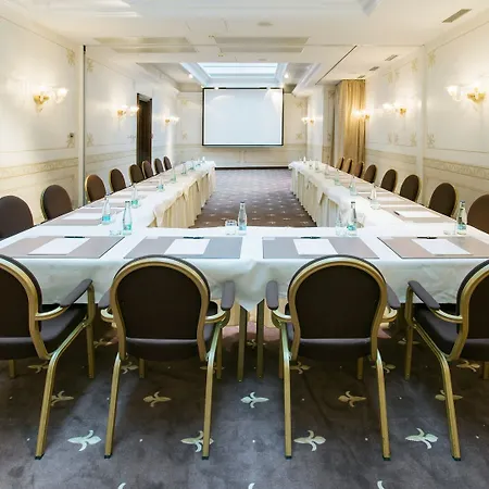 Arcadia Boutique 4* ברטיסלאבה
