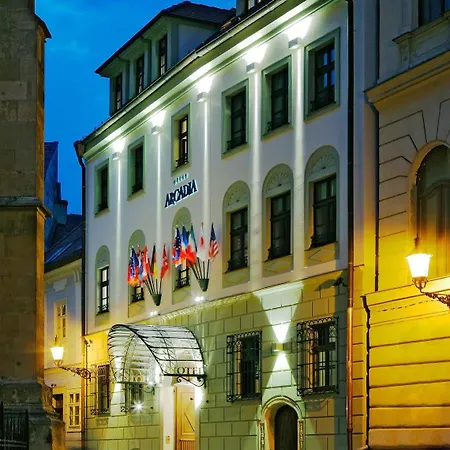 Arcadia Boutique