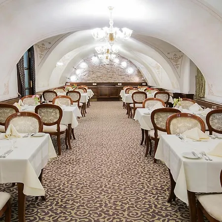 Arcadia Boutique Hotel 4*